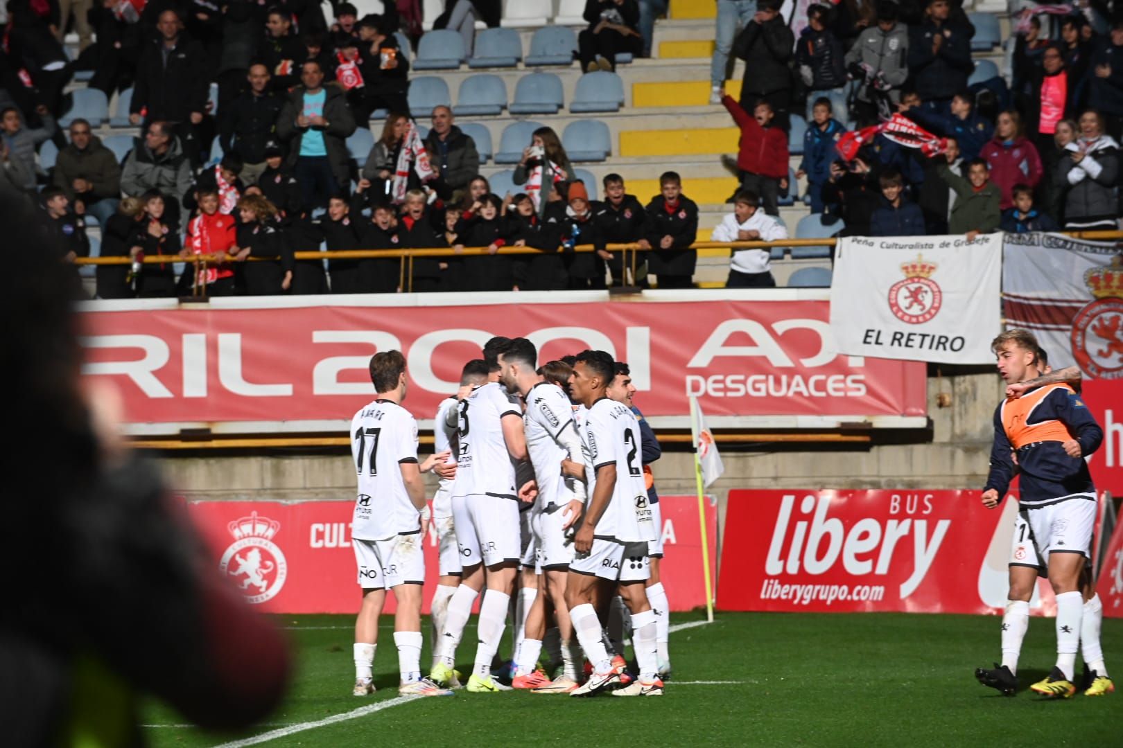 Las mejores imágenes del derbi entre Cultural y Ponferradina