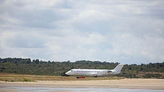 Ampliar la pista, levantar la terminal y construir un vial: 43,6 millones para que León sea referente