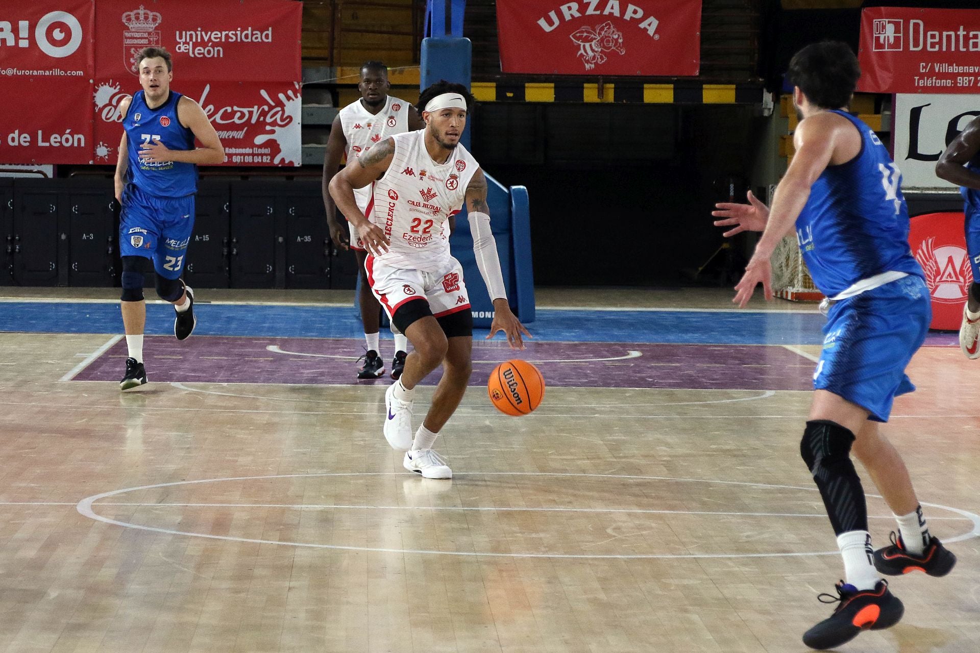 Las mejores imágenes del Cultural-Melilla de baloncesto