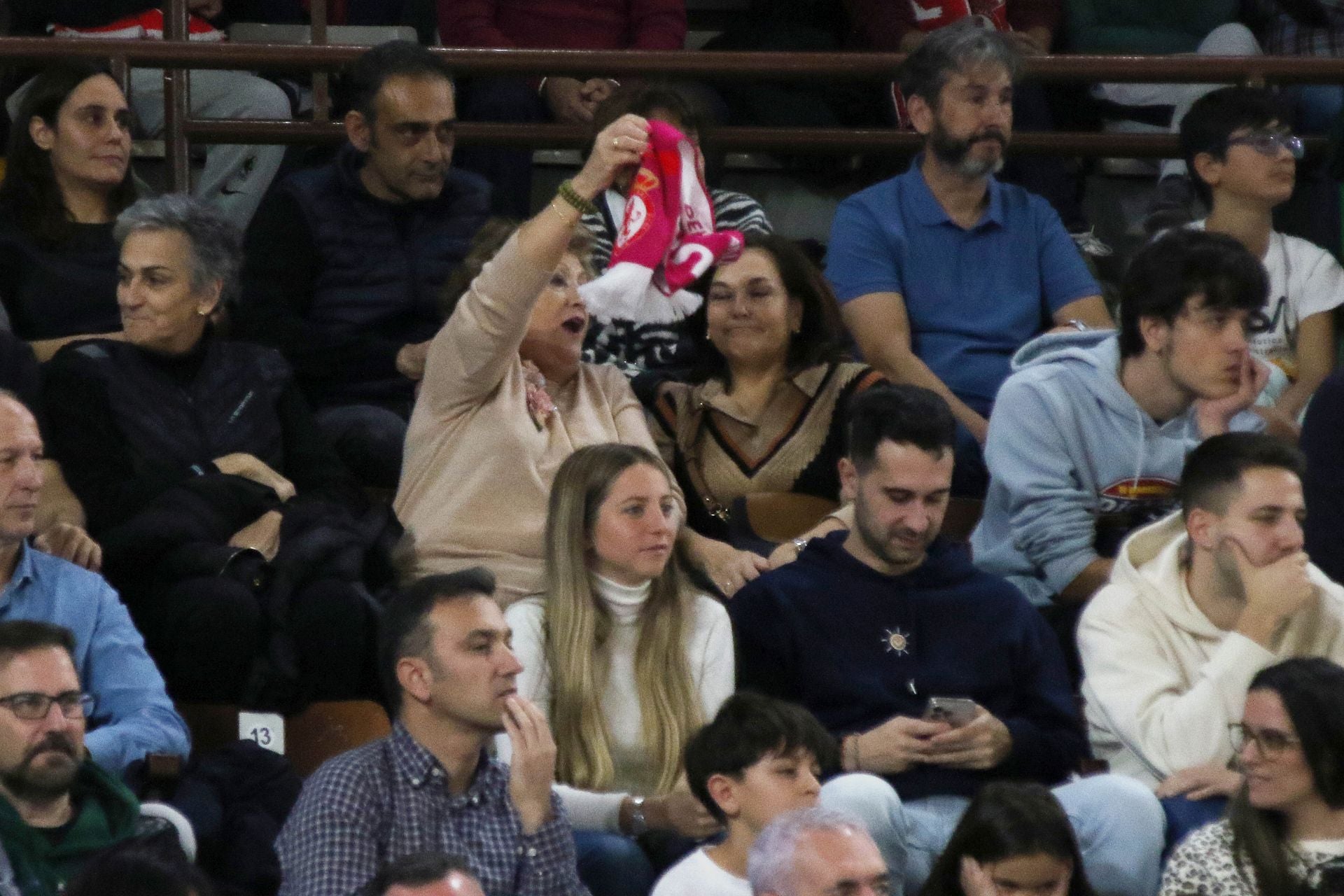 Las mejores imágenes del Cultural-Melilla de baloncesto