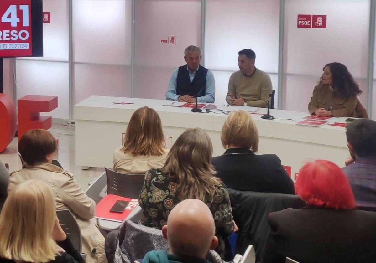 El PSOE de León lleva al Congreso Federal 86 enminedas sin mencionar la autonomía