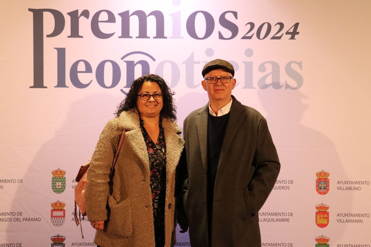 Noelia Barrientos y Antonio García, del Ayuntamiento de Pola de Gordón.