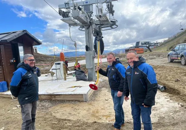 Visita a las obras de remodelación de Leitariegos.