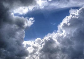 Nubes en el cielo de León en una iamgen de archivo.