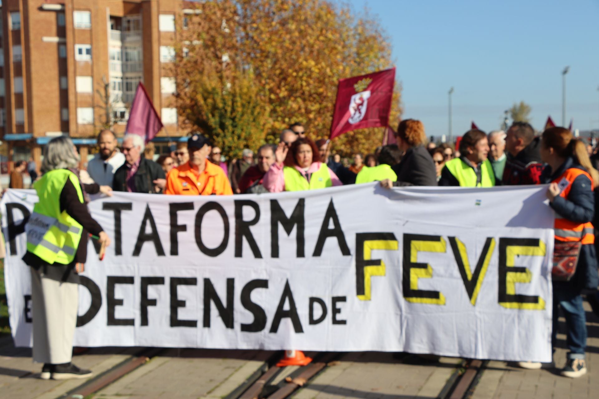 Manifestación por el futuro de Feve en León