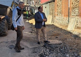 Obras en la calle Progreso de La Bañeza.