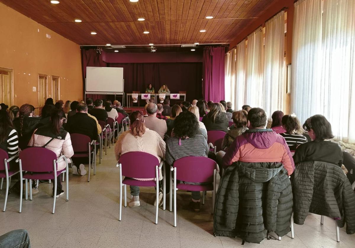 Una de las ponencias de la jornada.