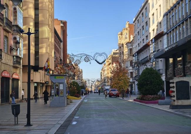 Luminarias navideñas de la avenida Ordoño II.