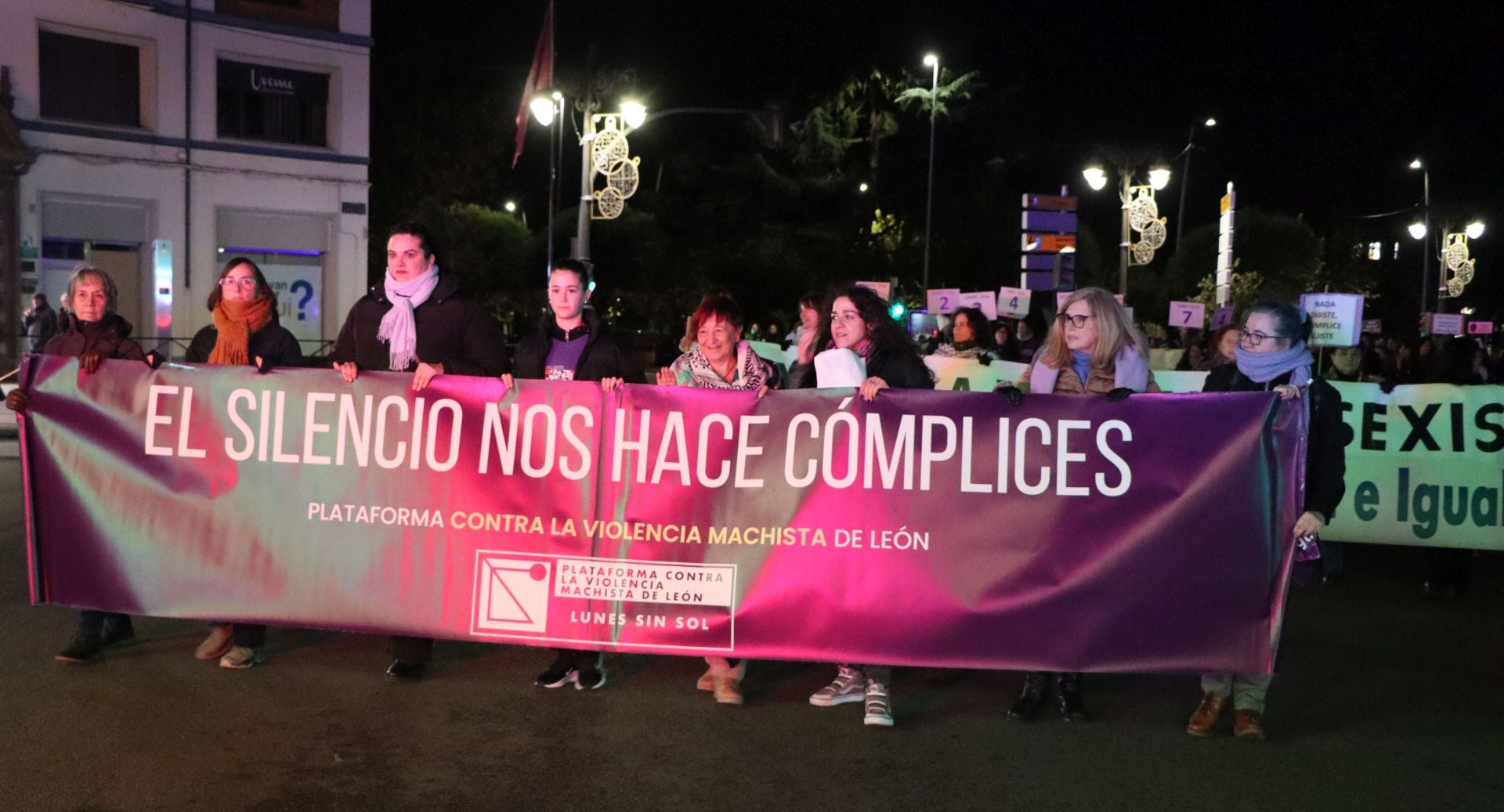 Manifestación contra la violencia de género en León