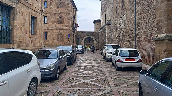El origen y el secreto escondido en la calle de las Cien Doncellas