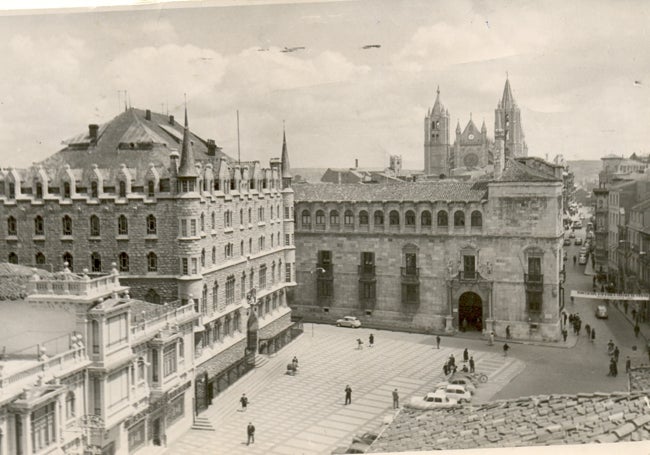 Palacio de los Guzmanes, Casa Botines y Catedral.