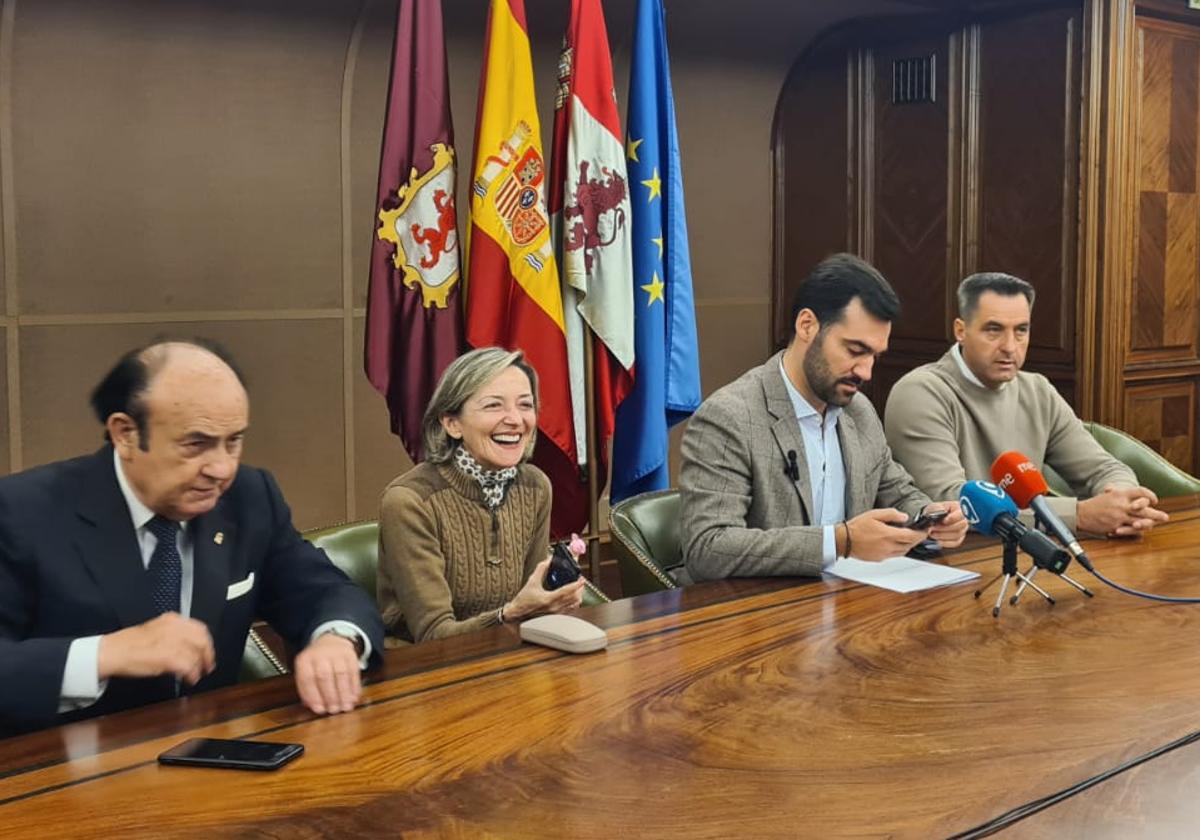 Rueda de prensa de presupuestos del PP.