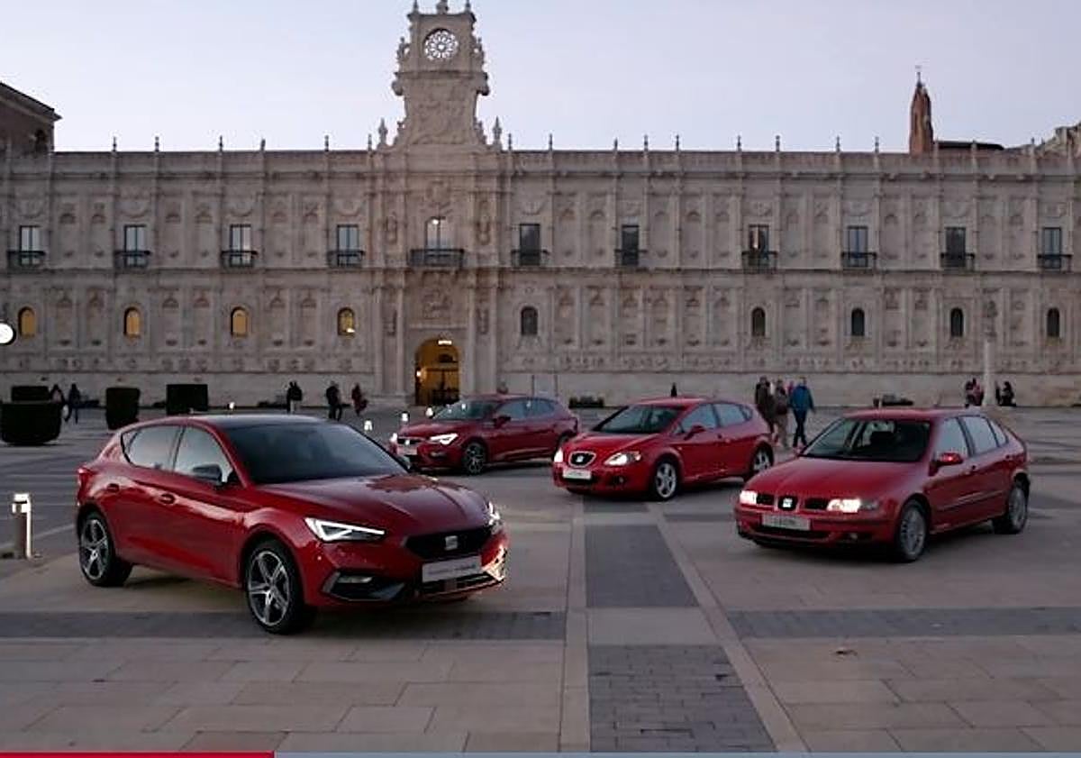 Imagen principal - El coche de León vuelve a casa como adulto y en versión eléctrica