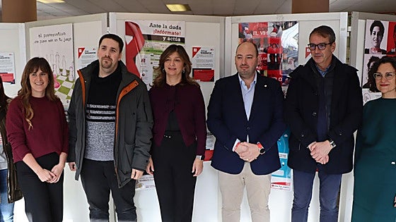 Cruz Roja y la ULE, contra el VIH: «Protegernos a nosotros mismos también es proteger a los demás»