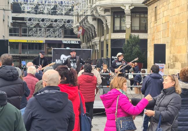 Concierto en la plaza de San Marcelo.