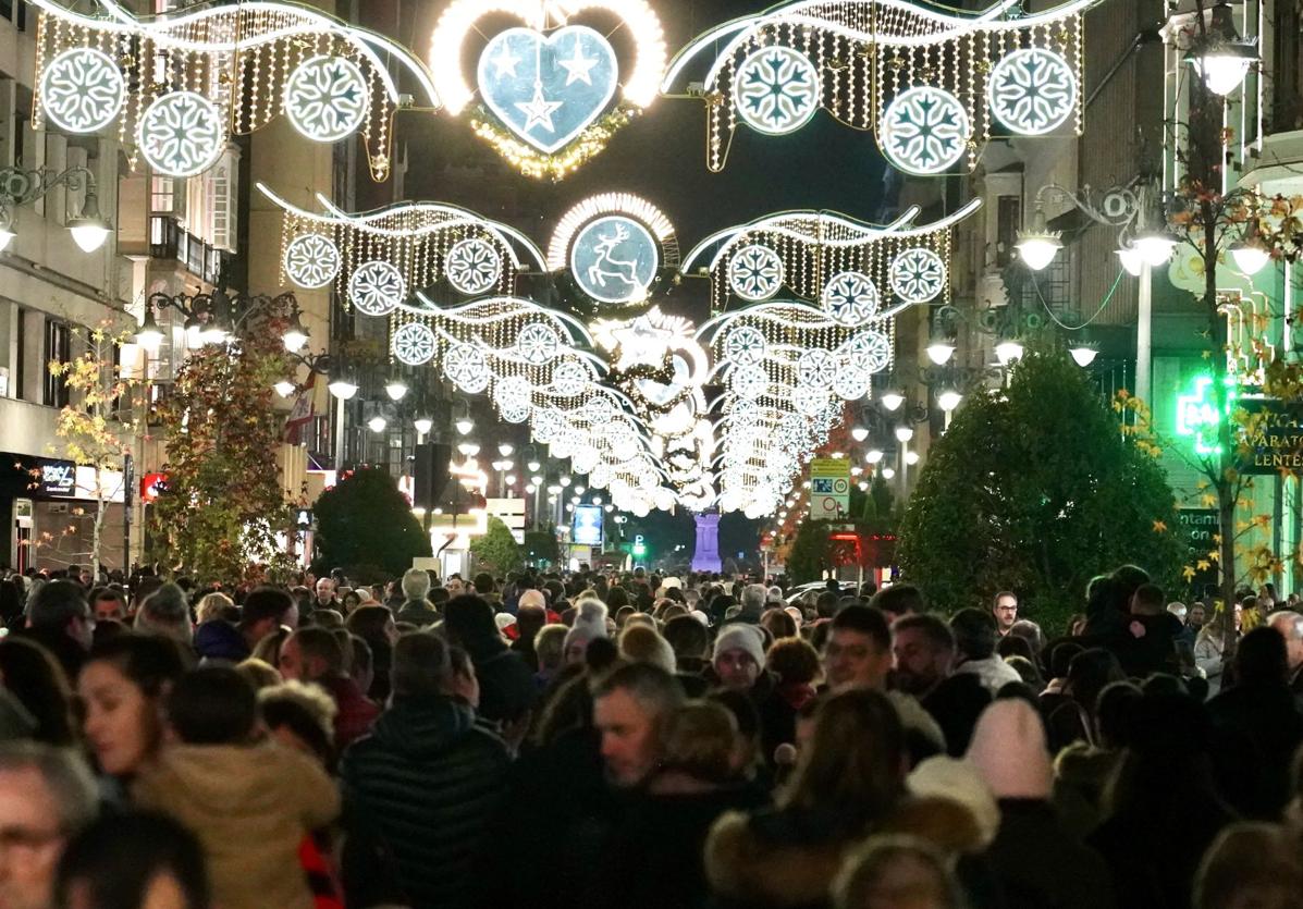 Iluminación navideña en León.