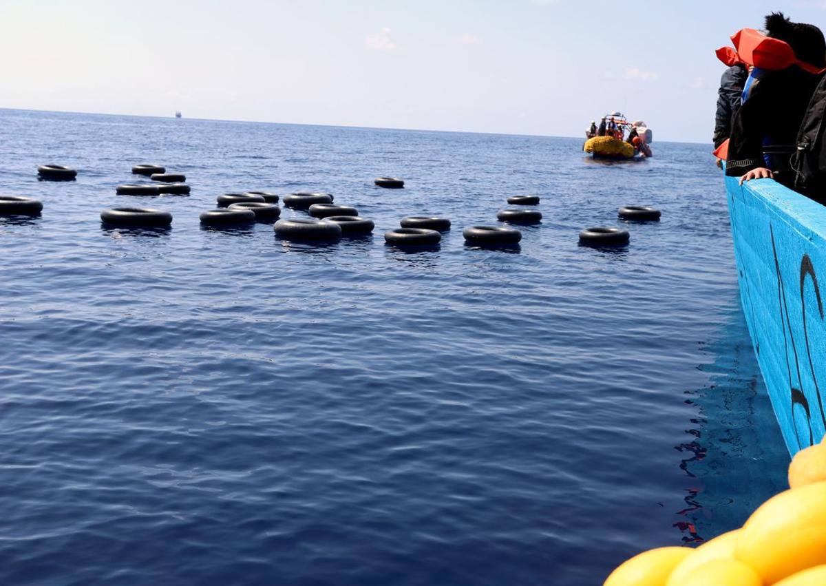 Imagen secundaria 1 - Operaciones de rescate del Geo Barents.