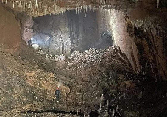 Imagen de archivo del interior de la Cueva de Valporquero.