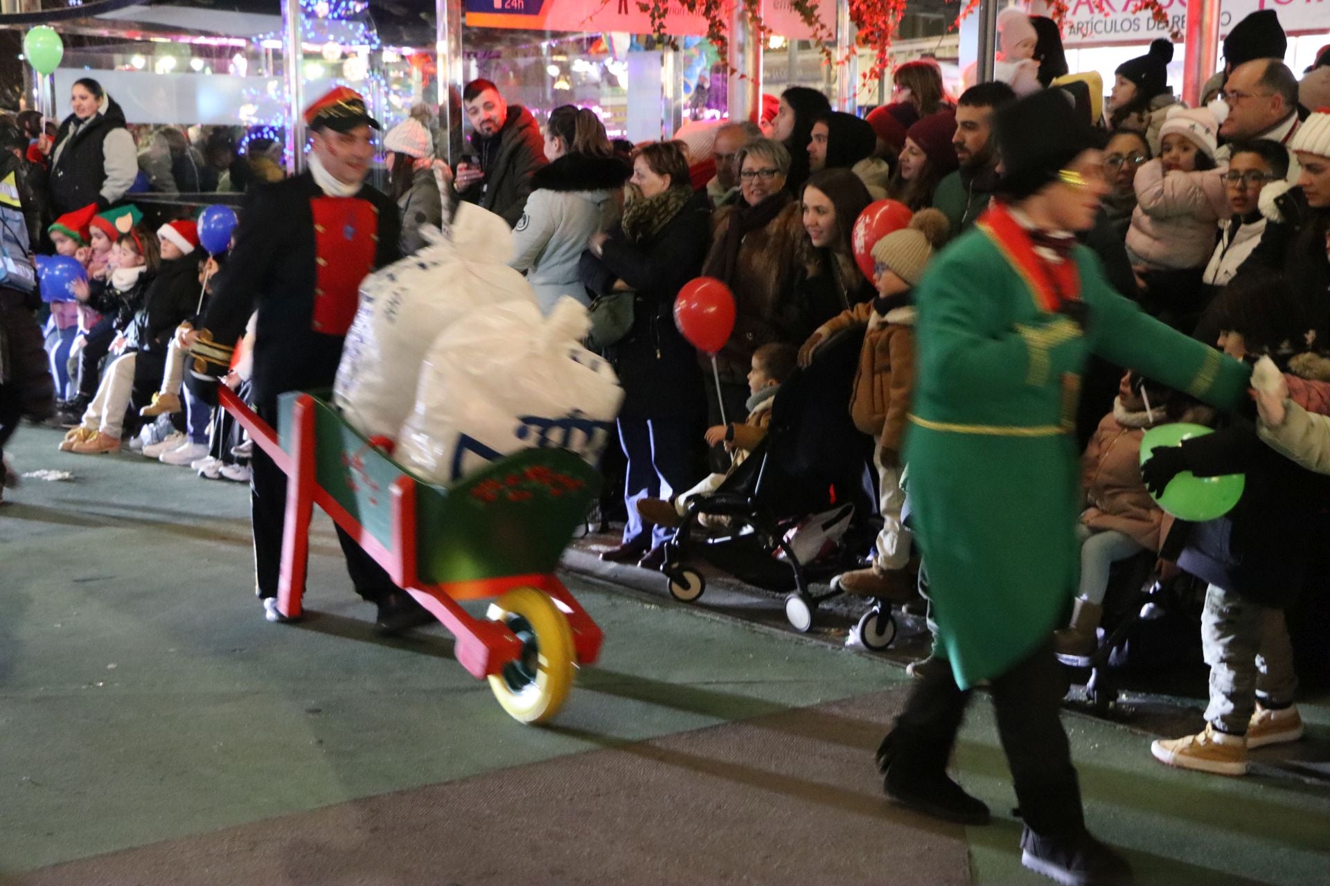 Así ha sido la Cabalgaza de Papá Noel en León