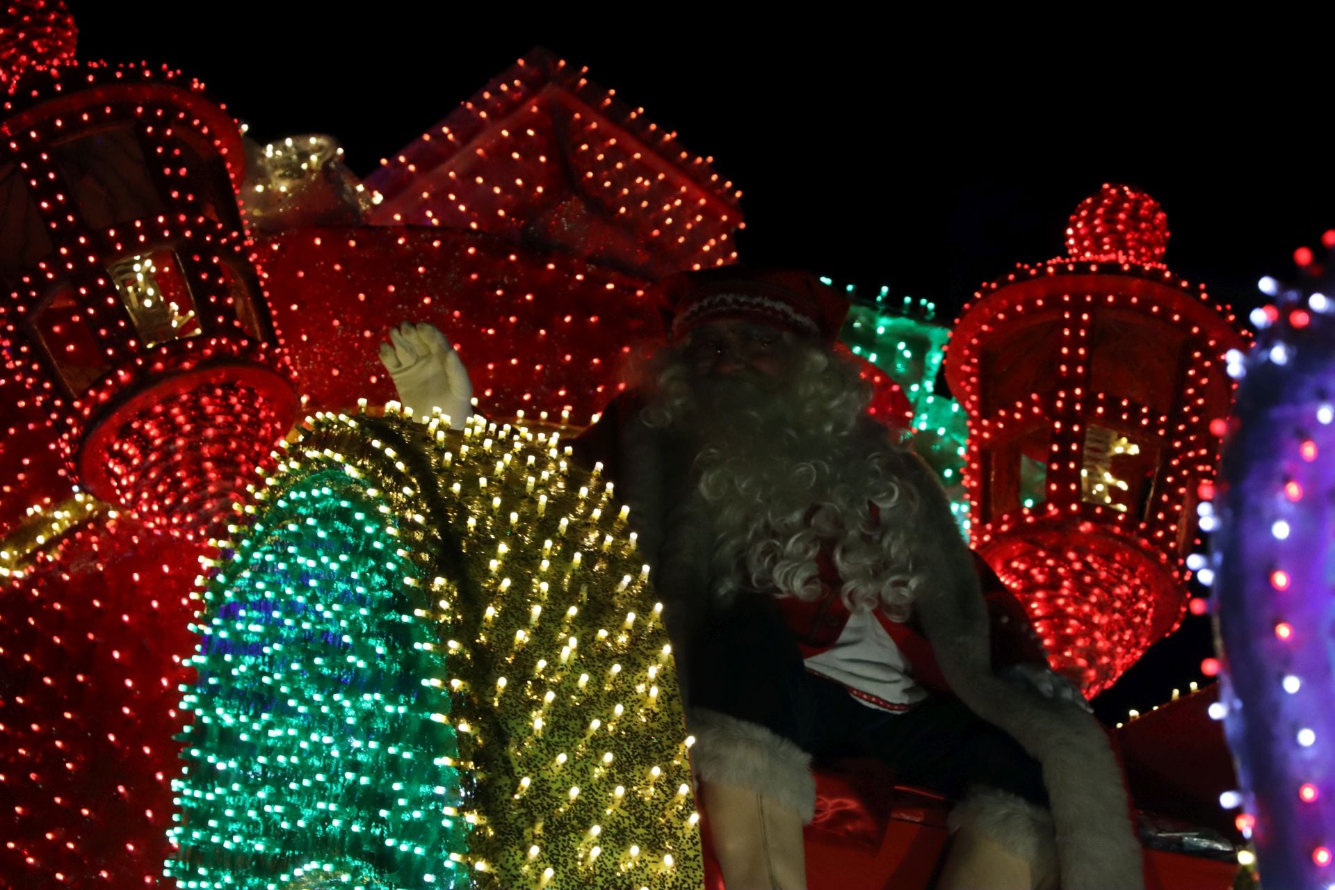 Así ha sido la Cabalgaza de Papá Noel en León