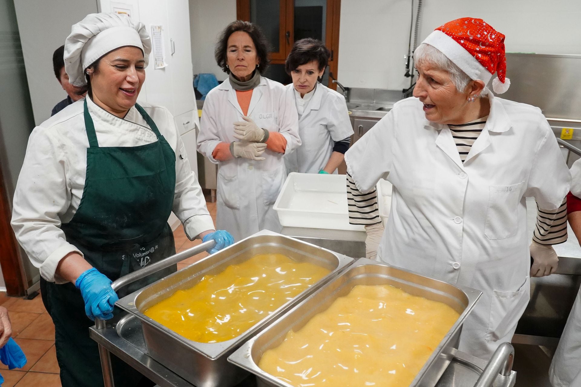 Menú navideño en el Comedor Social de León