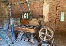 Interior del molino de Seisón de la Vega.