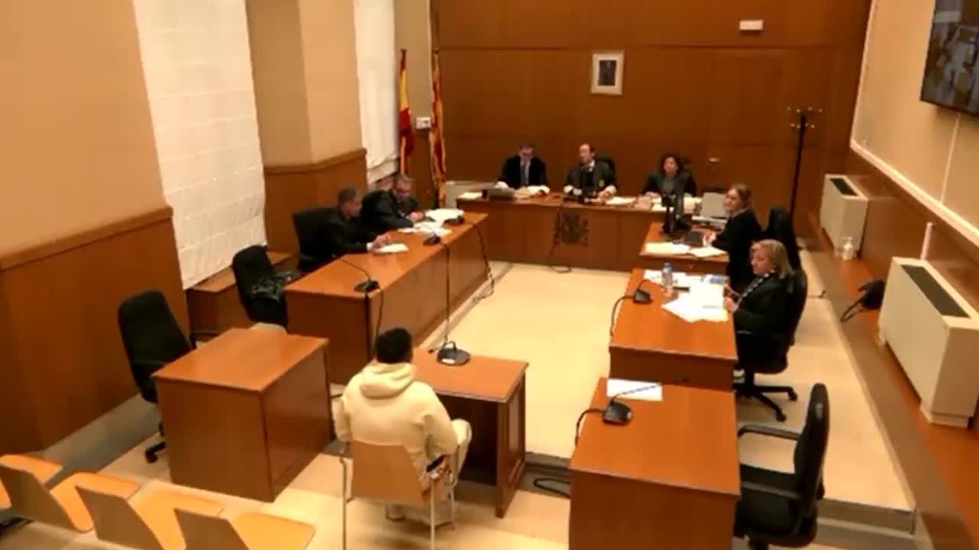 El rapero Morad acepta 2 años y pide no entrar en prisión