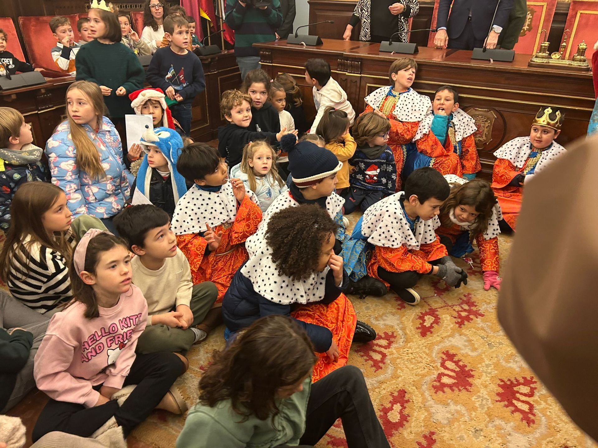 Así recibieron los niños de León a Los Reyes Magos