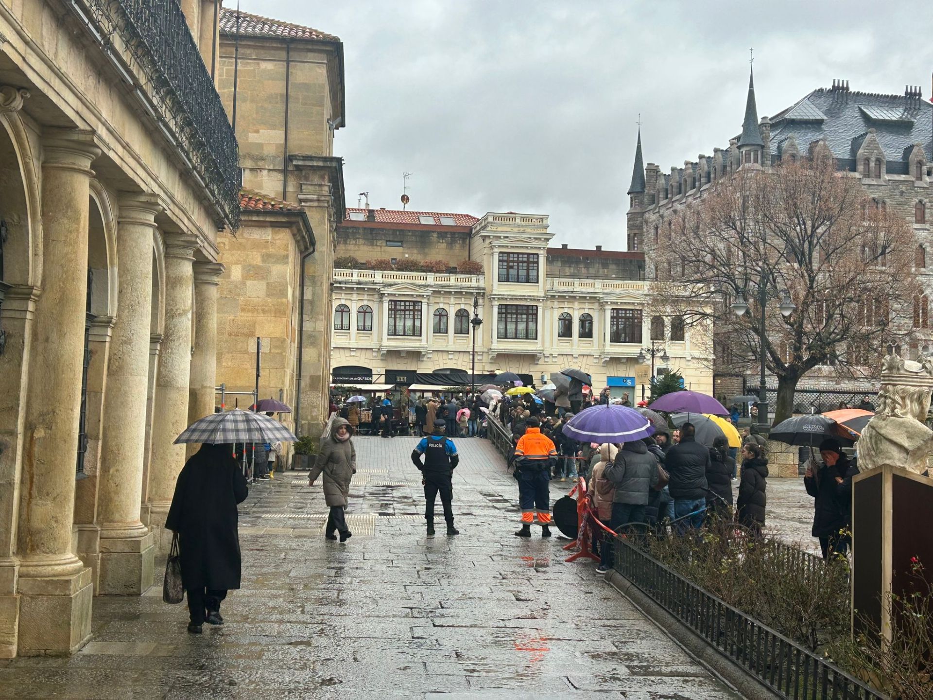 Así recibieron los niños de León a Los Reyes Magos