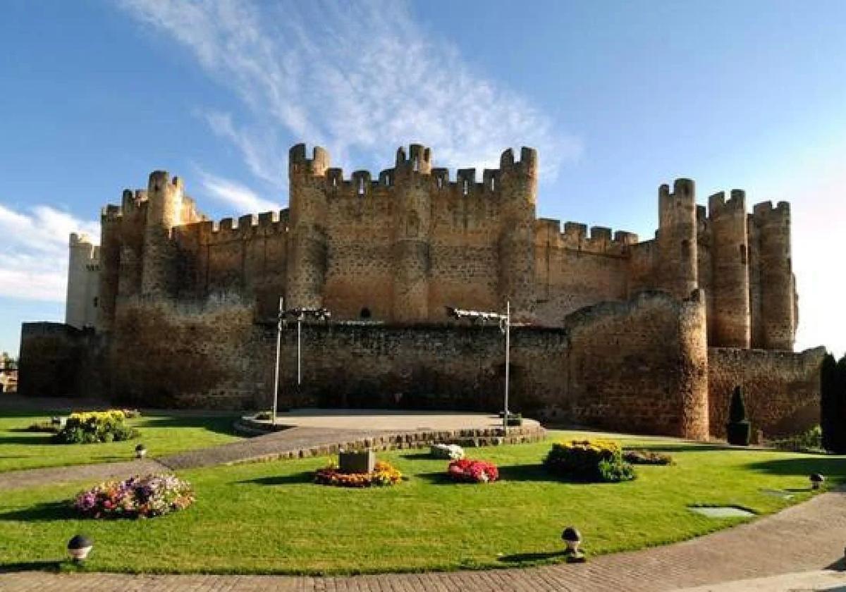 Castillo de Valencia de Don Juan.