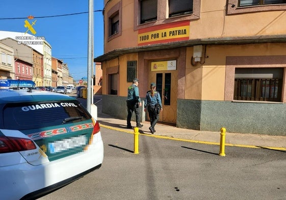 Puesto de la Guardia Civil de La Bañeza.