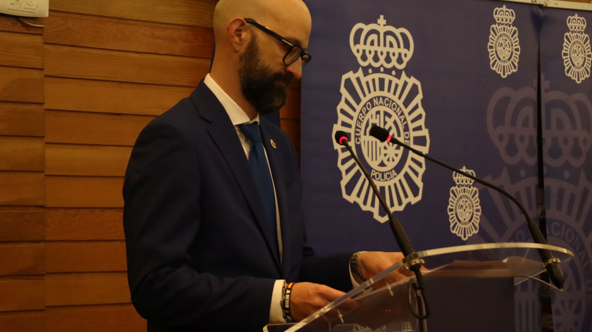 Homenaje a los Policías Nacionales jubilados y dedicación al servicio policial