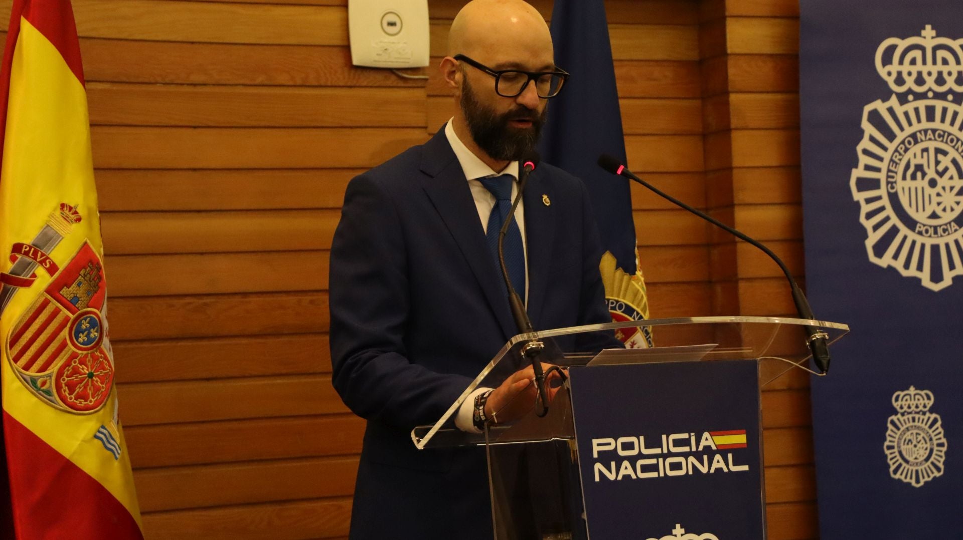 Homenaje a los Policías Nacionales jubilados y dedicación al servicio policial