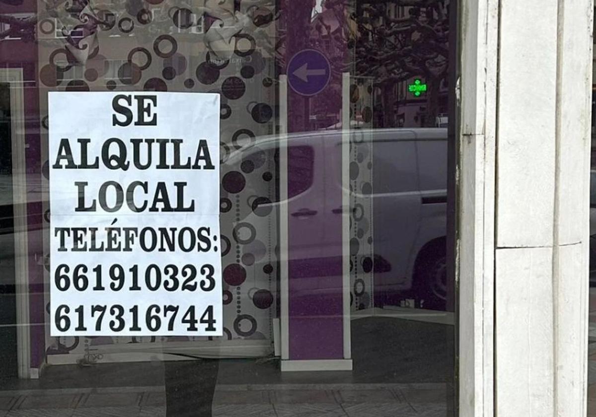 Imagen de un local comercial vacío.