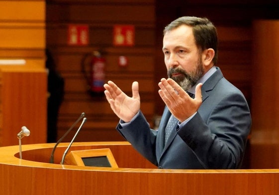 El exprocurador de Vox Javier Teira.