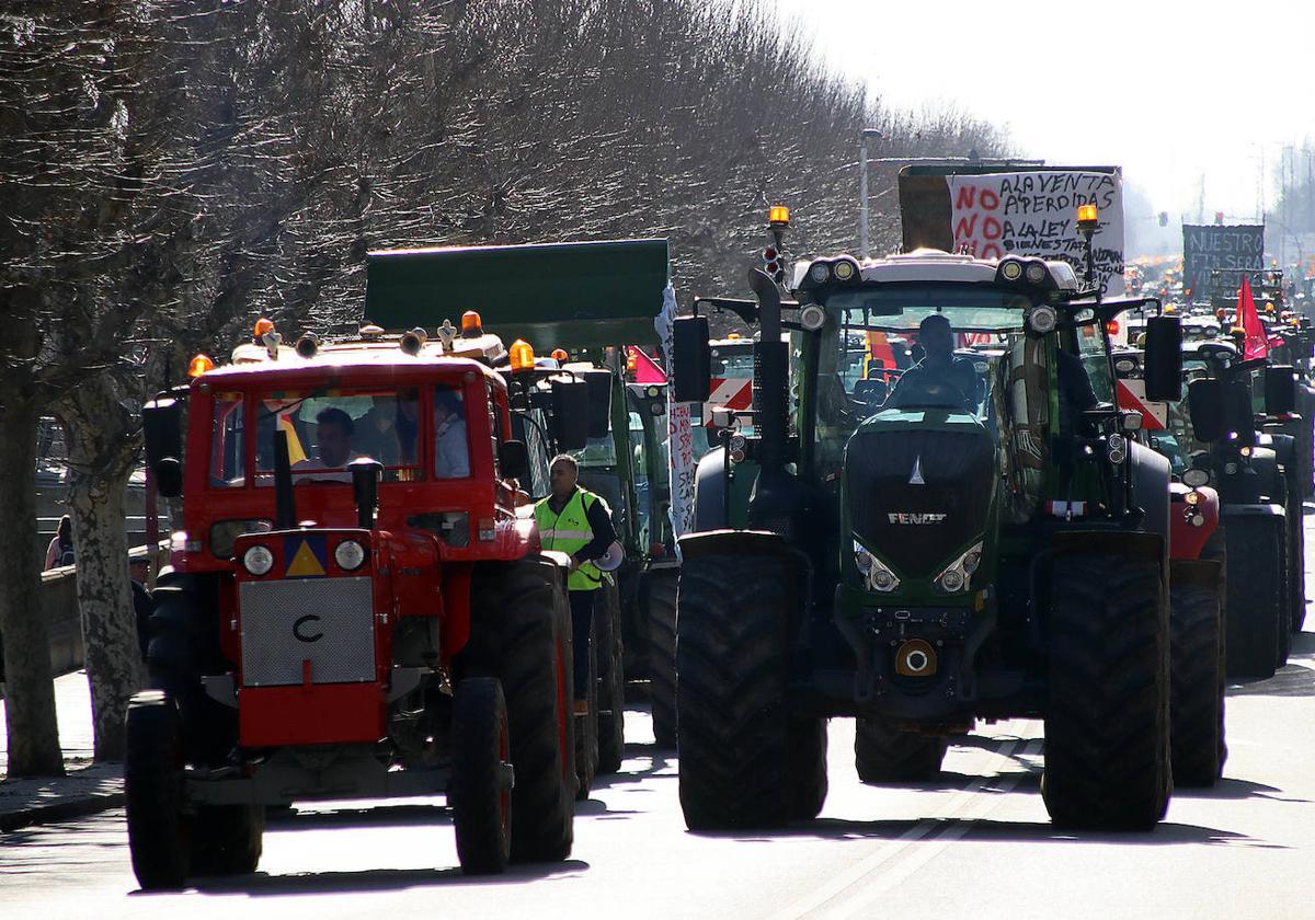 Imagen de archivo de tractoradas en León.