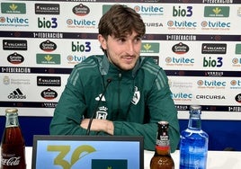 Álex Mula, en la sala de prensa de El Toralín.