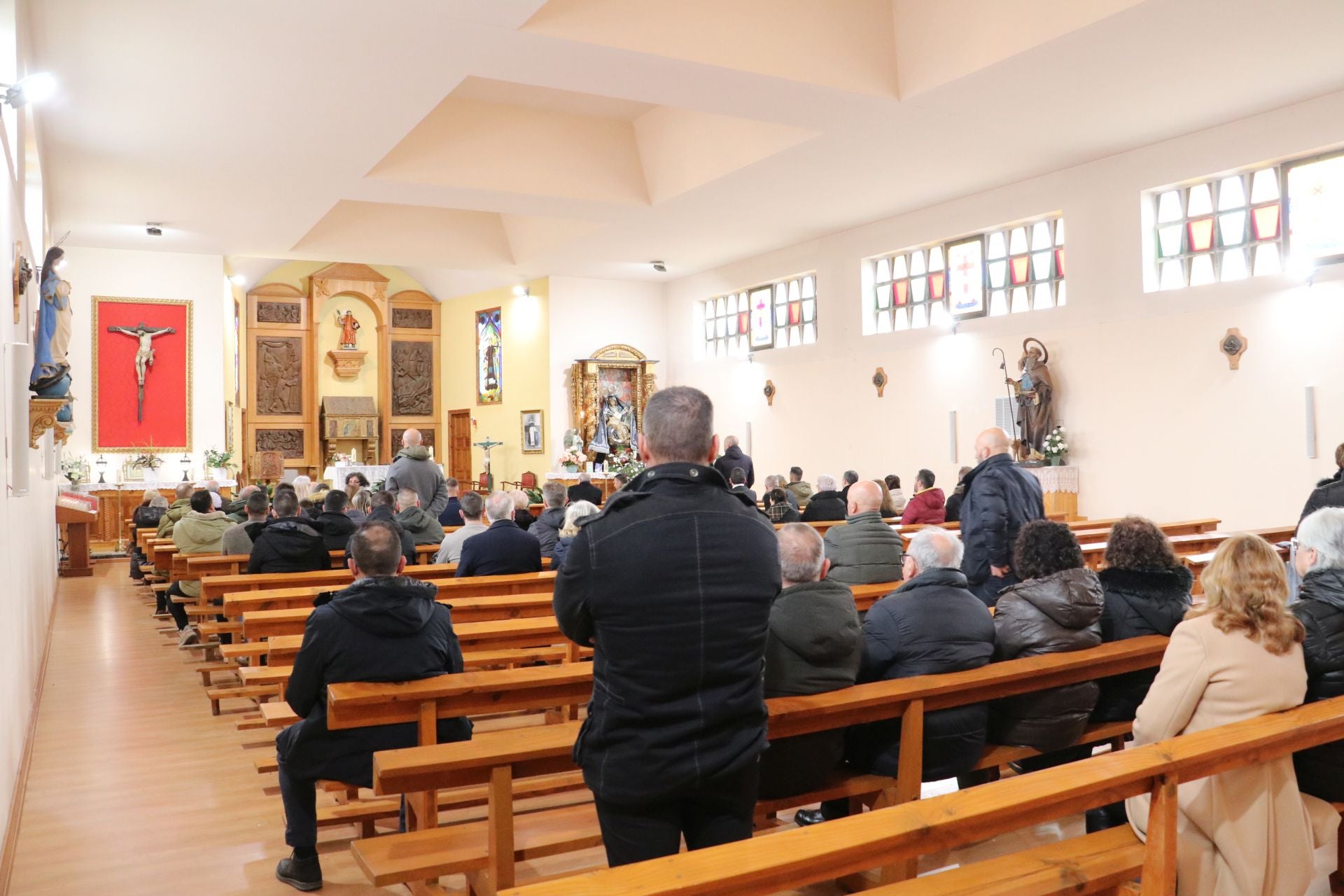 Emotivo recuerdo al guardia civil asesinado en Barbate