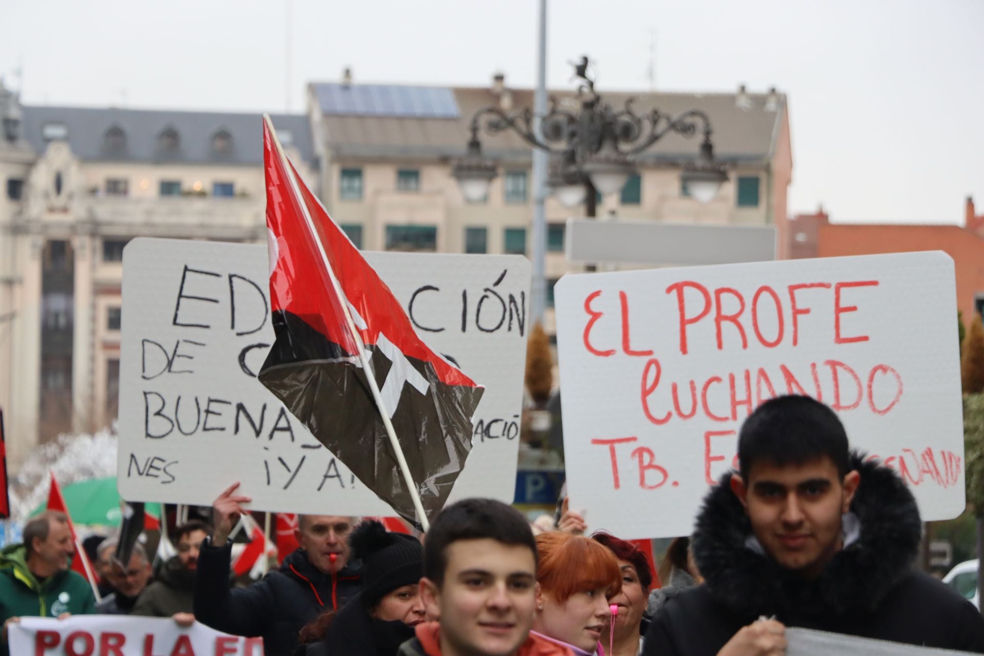 Manifestación del IES García Bellido en el centro de León