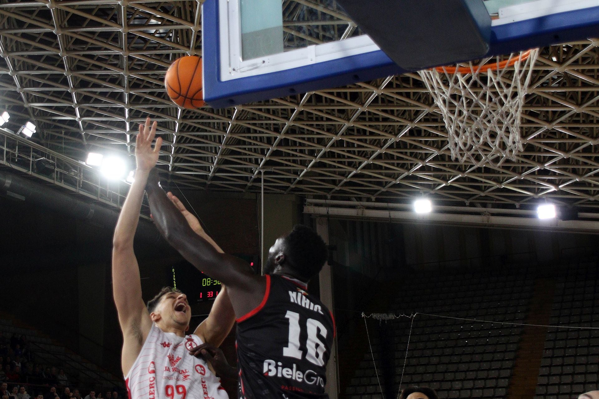 Las mejores imágenes del Cultural-Biele de baloncesto