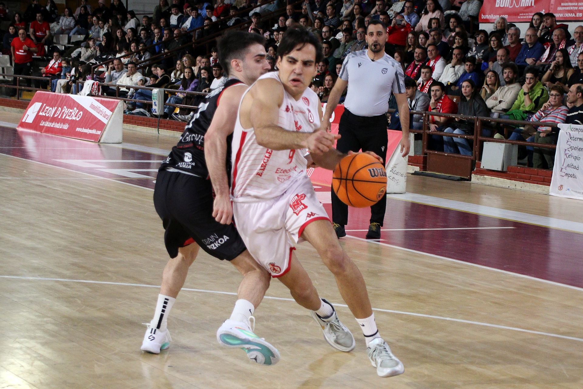 Las mejores imágenes del Cultural-Biele de baloncesto