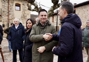 Cendón y Moreno, cara a cara en La Vecilla: «Si algún militante ha sido presionado, que lo haga saber»