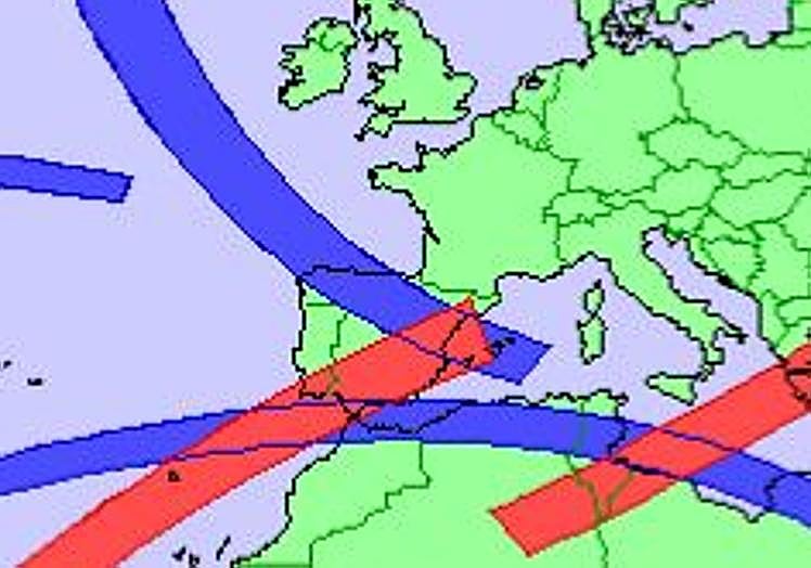 Mapa que muestra los dos eclipses totales (en azul) y el anular (en rojo) sobre España entre agosto de 2026 y enero de 2028.