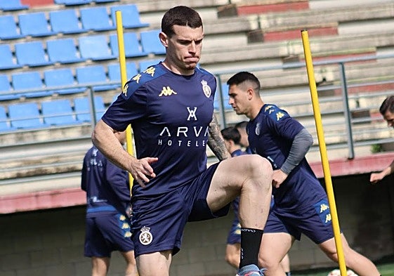 Samanes, en un entrenamiento con la Cultural.