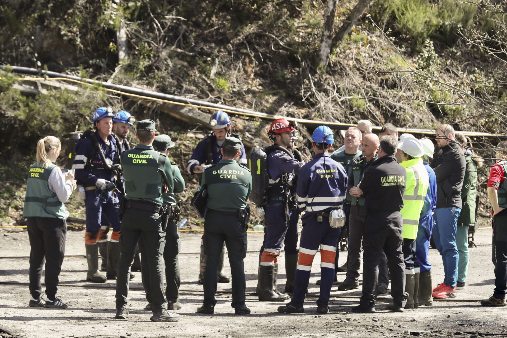 Inspección de la mina de Cerredo