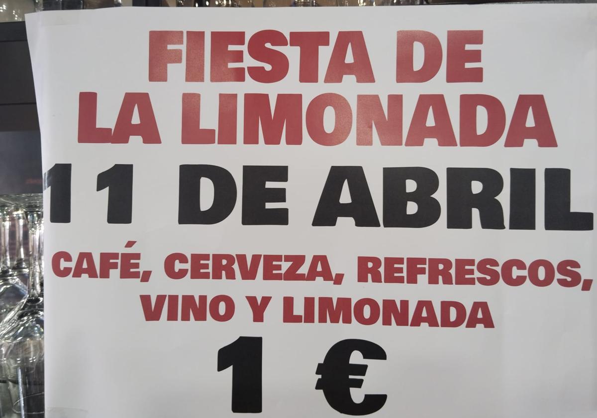 Imagen principal - Imagen de Mari Torres, en el Bar Caricós