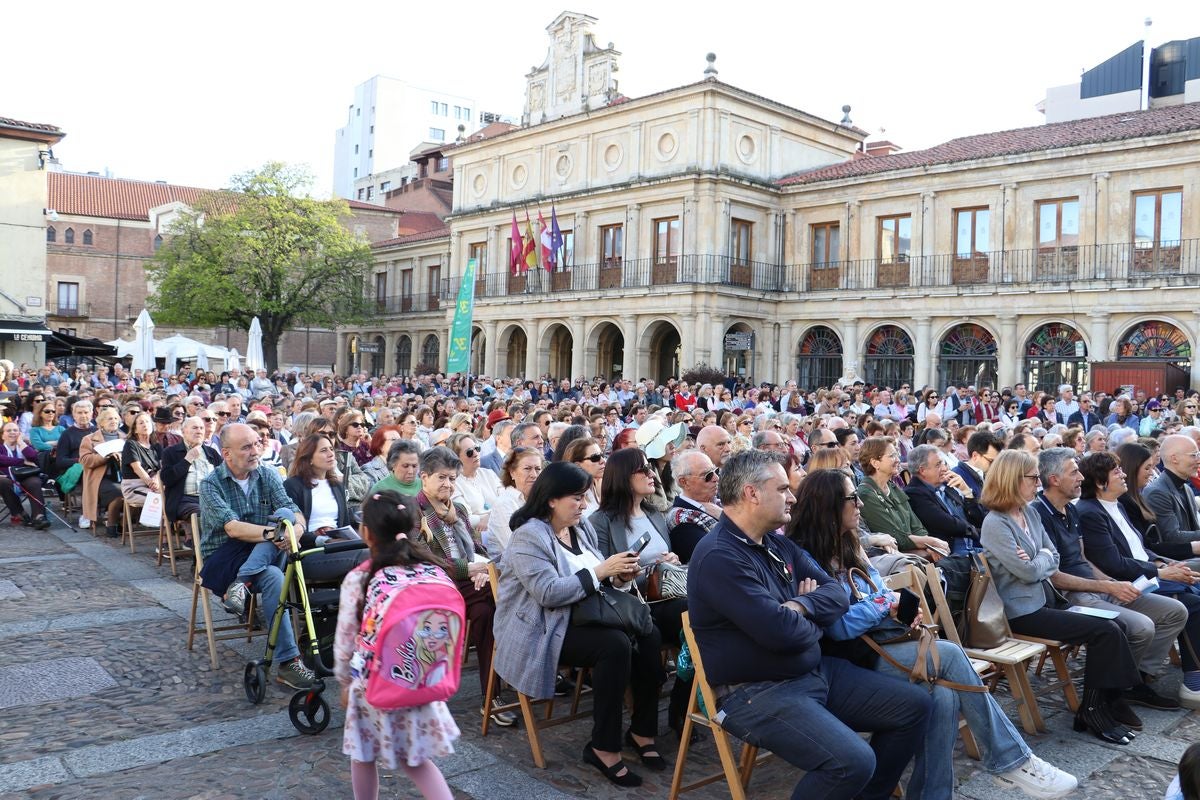 La Carroza del Teatro Real aterriza en León