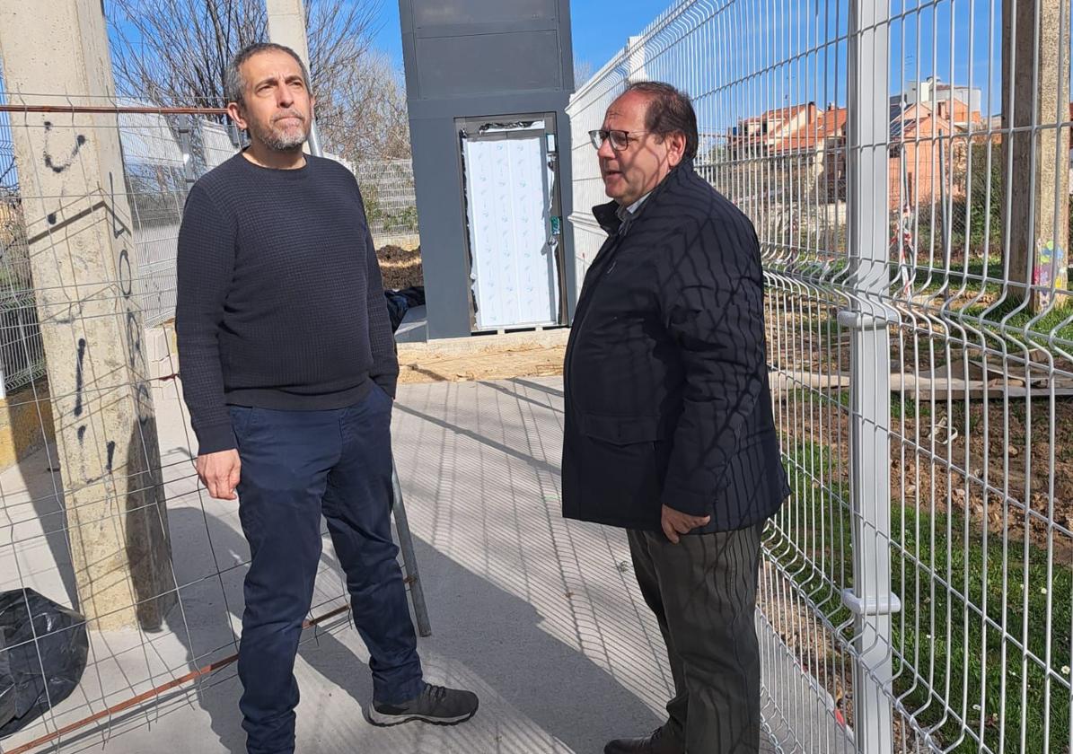 La Bañeza estrena ascensor urbano para conectar el barrio de Santa Marina