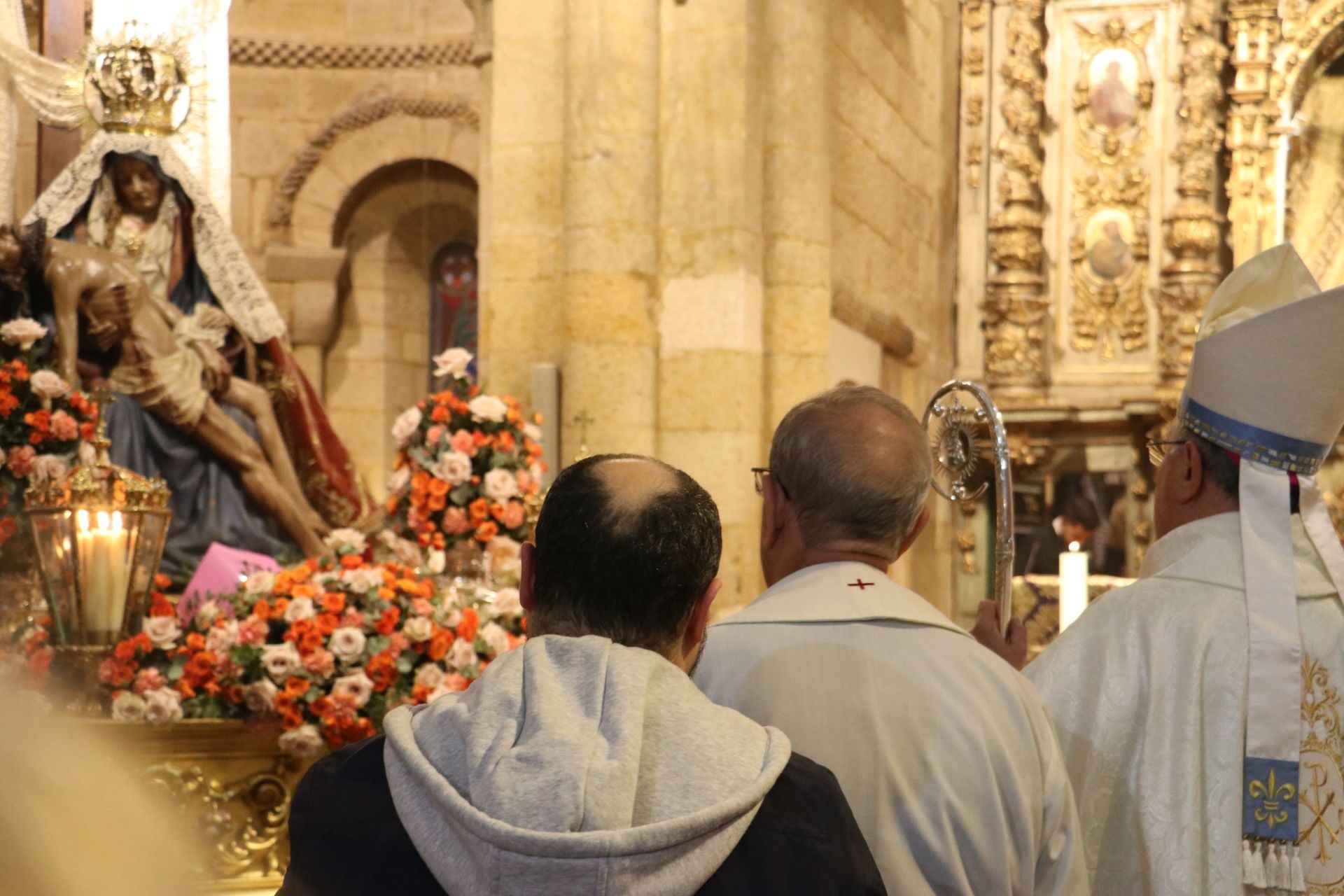 Las mejores imágenes de la Procesión de la Dolorosa en León