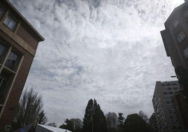 Predominio de nubes en León.